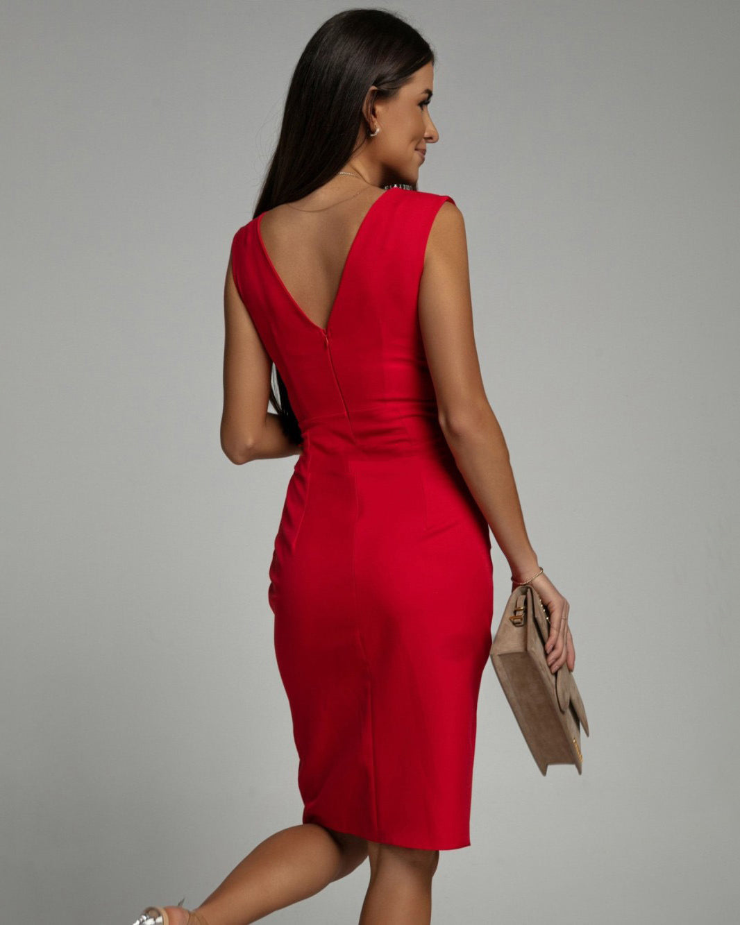 Izarre | Vestido entallado con escote en V y abertura
