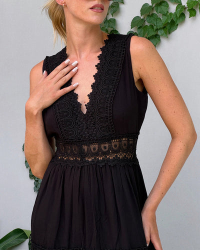 Aloise | Vestido de encaje artesanal con escote en V
