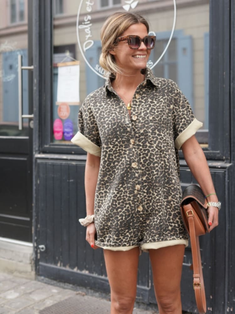 Arlet | Vestido camisero con estampado de leopardo