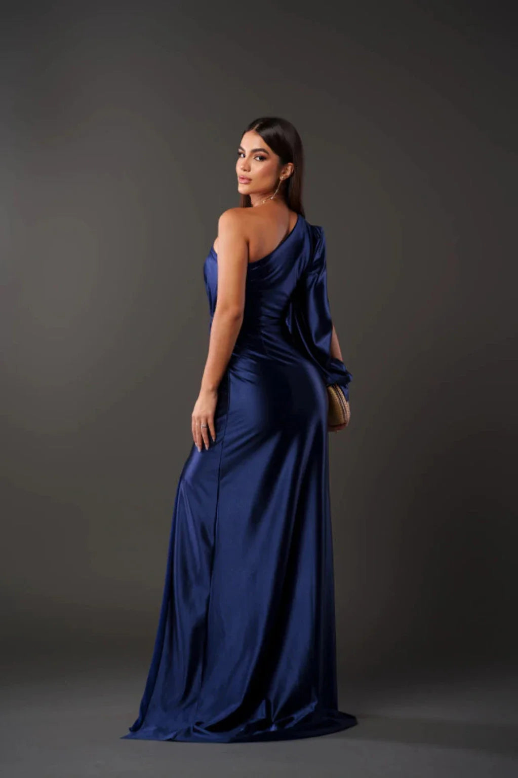Viena | Elegante vestido largo de un solo hombro